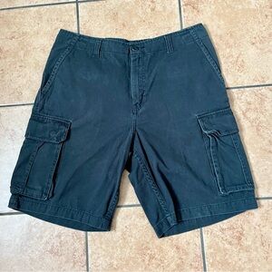 Faded Glory Black Cargo Shorts with Classic Design